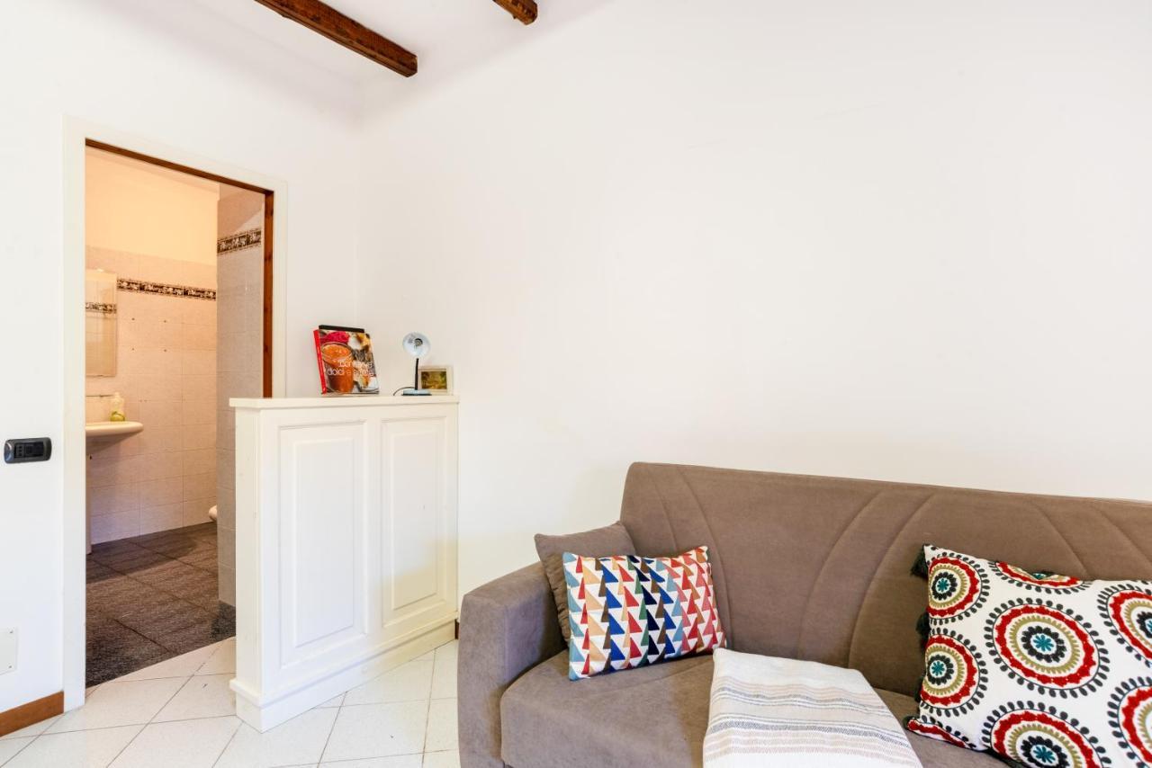 Limonta Lake View Apartment With Private Parking Экстерьер фото