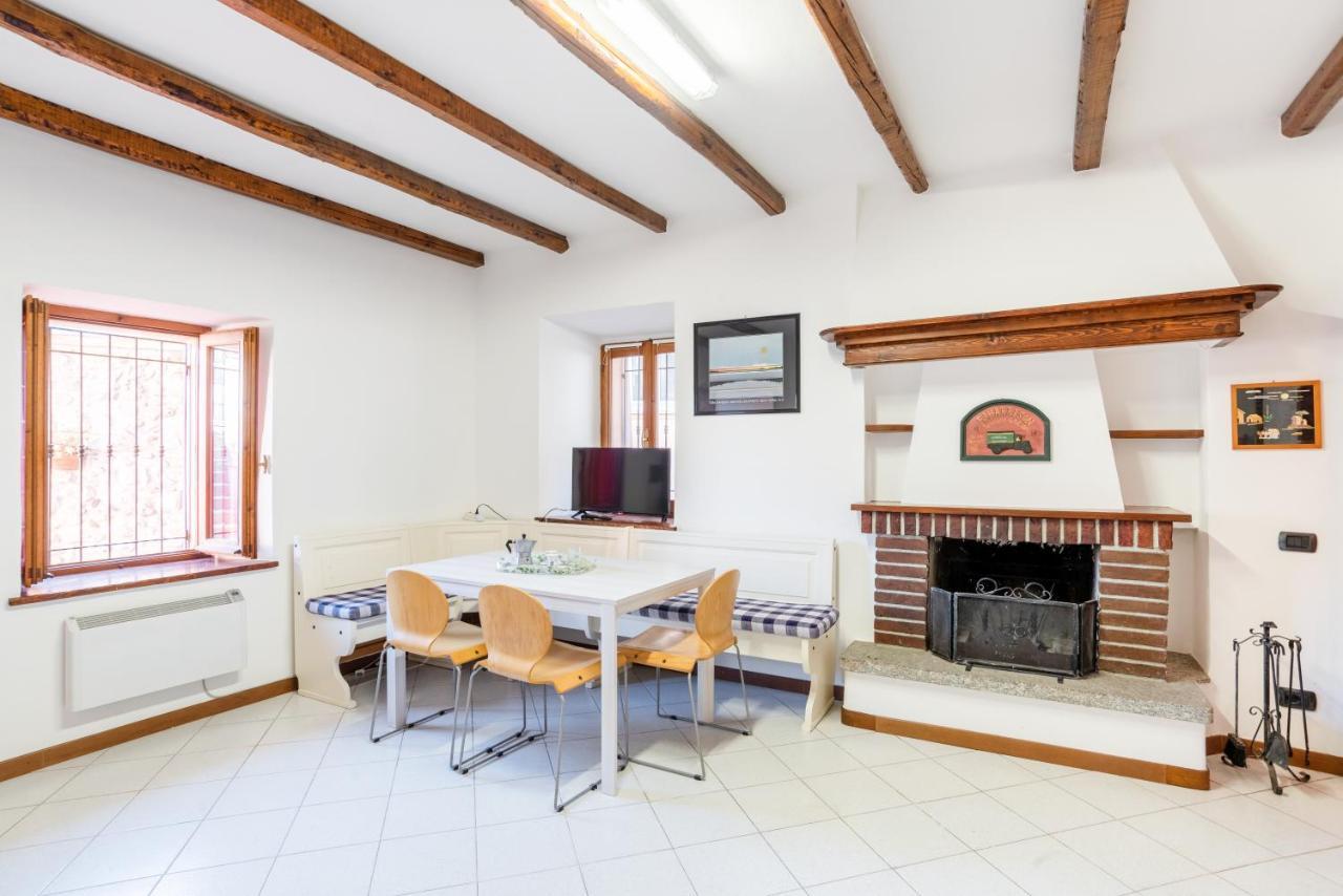 Limonta Lake View Apartment With Private Parking Экстерьер фото
